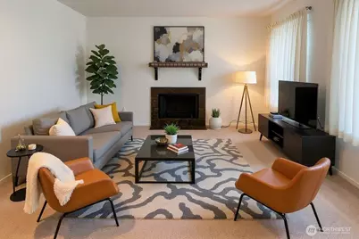 8848 Interlake Avenue N, Seattle, WA 98103 - Photo 6