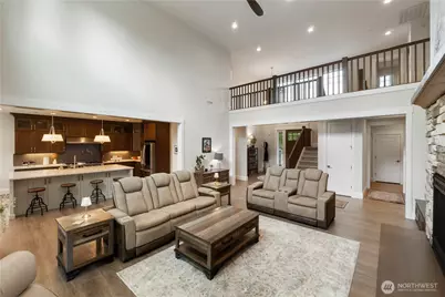 21205 Connells Prairie Road E, Bonney Lake, WA 98391 - Photo 8