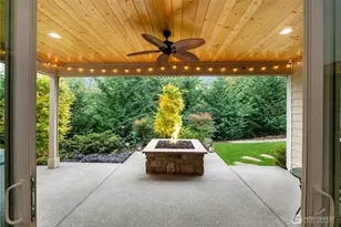 21205 Connells Prairie Road E, Bonney Lake, WA 98391 - Photo 32