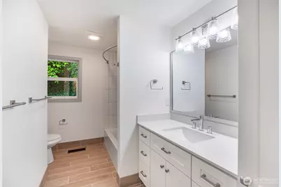 4602 SW Cloverdale Street, Seattle, WA 98136 - Photo 16