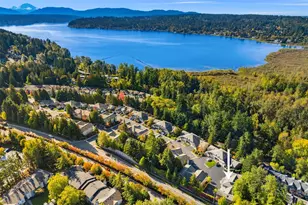 18544 NE 57th St, Redmond, WA 98052 - Photo 22