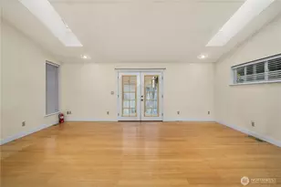 18504 8th Ave NE, Shoreline, WA 98155 - Photo 14