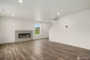 697 Salzer Crk Dr, Centralia, WA 98531 - Photo 10
