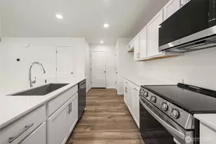 697 Salzer Crk Dr, Centralia, WA 98531 - Photo 14