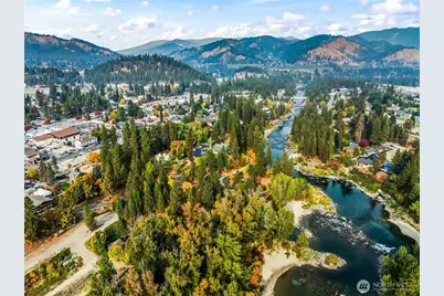 325 Division St #207, Leavenworth, WA 98826 - Photo 8