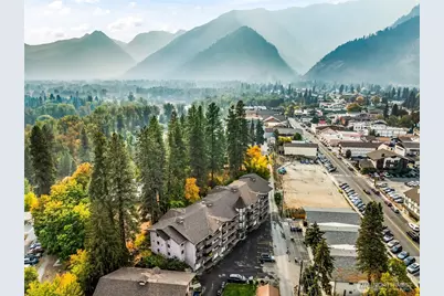 325 Division St #207, Leavenworth, WA 98826 - Photo 2