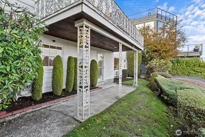 1820 W Magnolia Way W, Seattle, WA 98199 - Photo 28