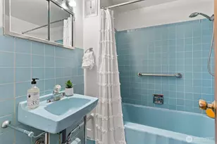 1820 Magnolia Way W, Seattle, WA 98199 - Photo 12