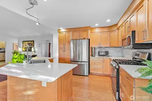 8137 Cowichan Rd, Blaine, WA 98230 - Photo 10