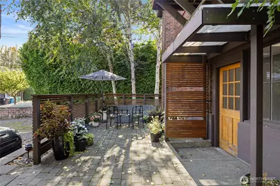 2114 7th Avenue W, Seattle, WA 98119 - Photo 26