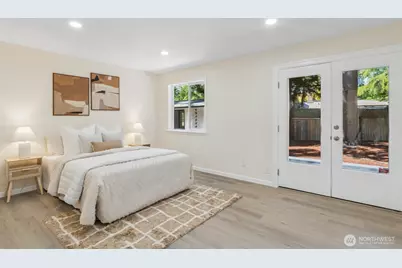 16828 Ambaum Boulevard S, Burien, WA 98148 - Photo 16