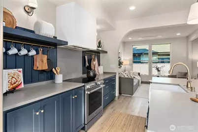 5033 25th Avenue SW #A, Seattle, WA 98106 - Photo 6