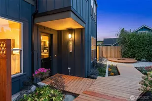 5033 25th Ave SW, Seattle, WA 98106 - Photo 2