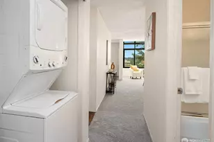 9710 5th Ave NE, Seattle, WA 98115 - Photo 22