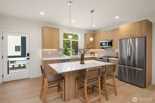 10817 11th Ave NE, Seattle, WA 98125 - Photo 6