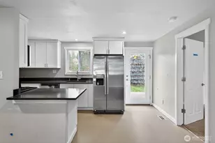 30548 5th Ave SW, Federal Way, WA 98023 - Photo 8