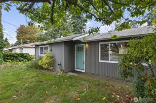 30548 5th Ave SW, Federal Way, WA 98023 - Photo 2