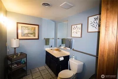 716 E Fairhaven Avenue, Burlington, WA 98233 - Photo 8