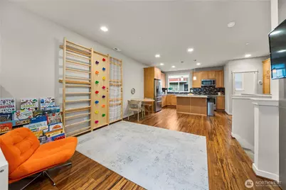 23000 NE 8th #E5, Sammamish, WA 98074 - Photo 4