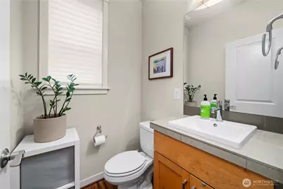 23000 NE 8th #E5, Sammamish, WA 98074 - Photo 16