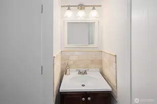 1900 N Northgate Way, Seattle, WA 98133 - Photo 18