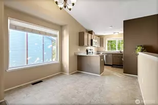 1619 Mapleridge Dr NE, Olympia, WA 98506 - Photo 6