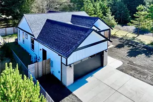 716 Island Cir SE, Ocean Shores, WA 98569 - Photo 6