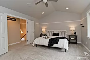 24907 SE 21st Pl, Sammamish, WA 98075 - Photo 18