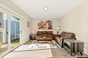20111 Cascade Dr E, Bonney Lake, WA 98391 - Photo 12