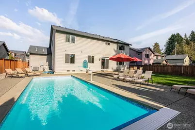 816 218th Street SE, Bothell, WA 98021 - Photo 2