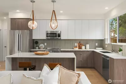 215 NE 123rd Street, Seattle, WA 98125 - Photo 14