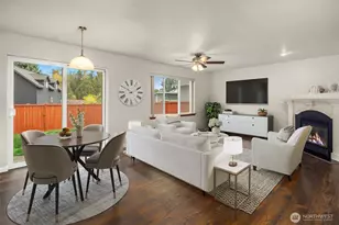 18306 101st St E, Bonney Lake, WA 98391 - Photo 10