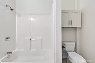 917 23rd Ave, Seattle, WA 98122 - Photo 12