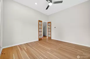 917 23rd Ave, Seattle, WA 98122 - Photo 16