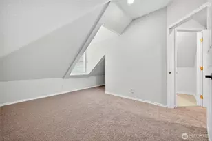 917 23rd Ave, Seattle, WA 98122 - Photo 22