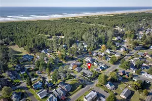 1115 34 St, Seaview, WA 98644 - Photo 26