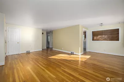 4911 Delaware Avenue, Everett, WA 98203 - Photo 8