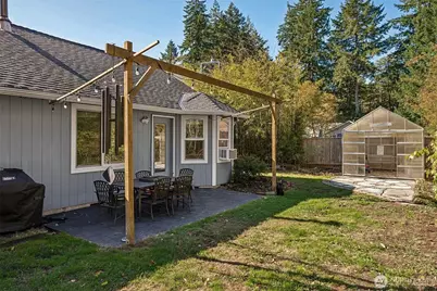 2608 19th Way NW, Olympia, WA 98502 - Photo 24