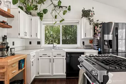 2608 19th Way NW, Olympia, WA 98502 - Photo 4