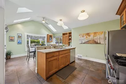 1833 3rd Street, Kirkland, WA 98033 - Photo 8