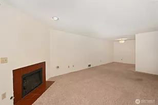 10501 8th Ave NE, Seattle, WA 98125 - Photo 4