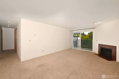10501 8th Avenue NE #417, Seattle, WA 98125 - Photo 6