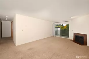10501 8th Ave NE, Seattle, WA 98125 - Photo 6