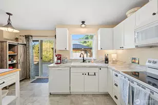 7117 200th St Ct E, Spanaway, WA 98387 - Photo 10