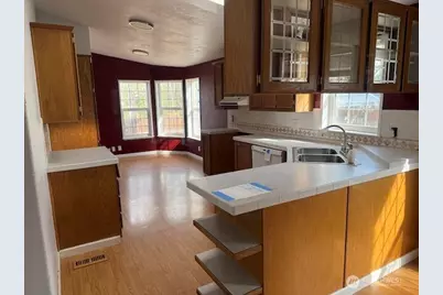 411 Sheets Road, Yakima, WA 98901 - Photo 6