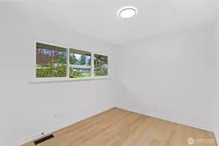 7702 202nd Pl SW, Edmonds, WA 98026 - Photo 16