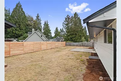 7702 202nd Place SW, Edmonds, WA 98026 - Photo 20