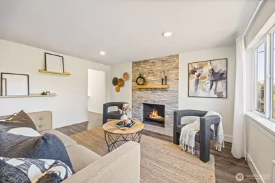 5026 48th Avenue S, Seattle, WA 98118 - Photo 2