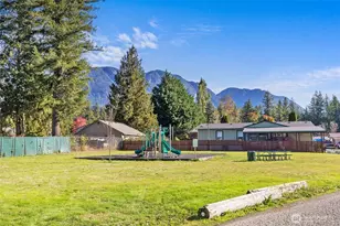 200 10th St, Gold Bar, WA 98251 - Photo 26