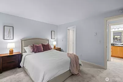 12044 100th Avenue NE #H102, Kirkland, WA 98034 - Photo 18